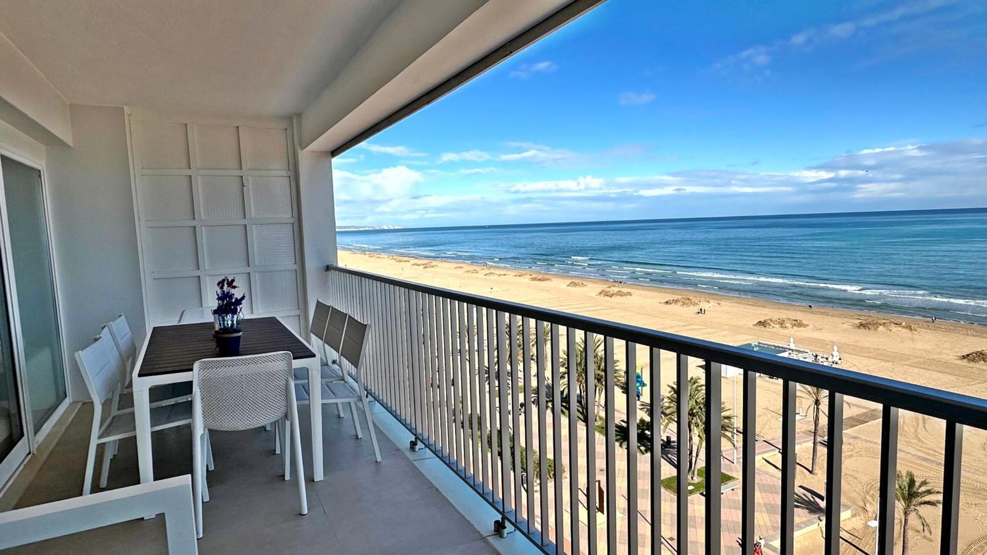 Apartamento NEPTUNO 27 - Frente a la playa de Gandía Exterior foto